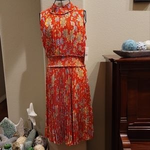 Nanette Lepore Sleeveless Knee-Length Pleated Dress in Saffron Sun Print Sz 10